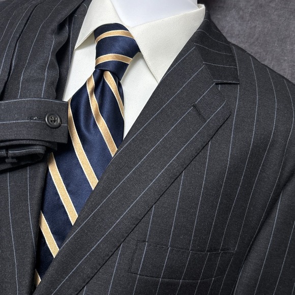 Lands End ETHOMAS Suit 44L Jacket 38x32 Pants Gray Pinstripe 130s Wool Chalk